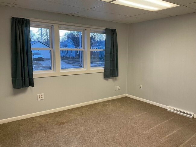 Building Photo - 1405 N Anthony Blvd