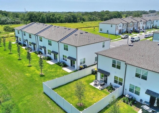 Building Photo - 1124 Merrill St