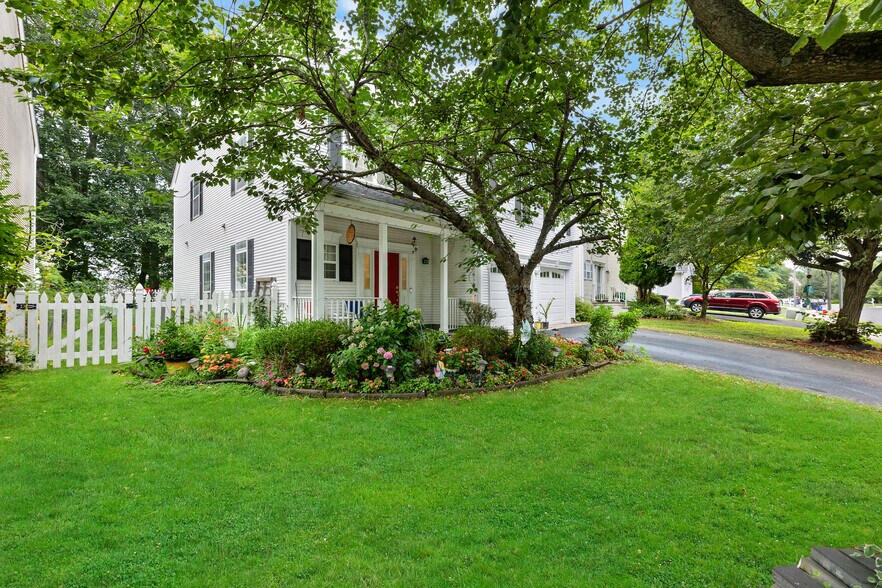 Building Photo - 113 Marion Dr