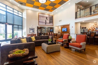 Interior Photo - Fitzhugh Urban Flats