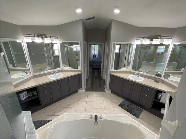 Building Photo - 532 Dolcetto Dr
