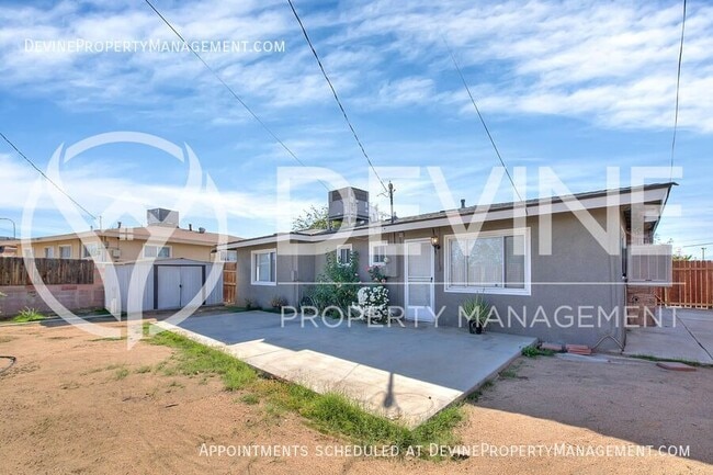 Building Photo - 15044 Redondo Dr