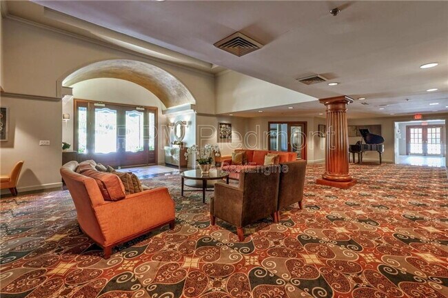 Building Photo - 1735 Peachtree St NW