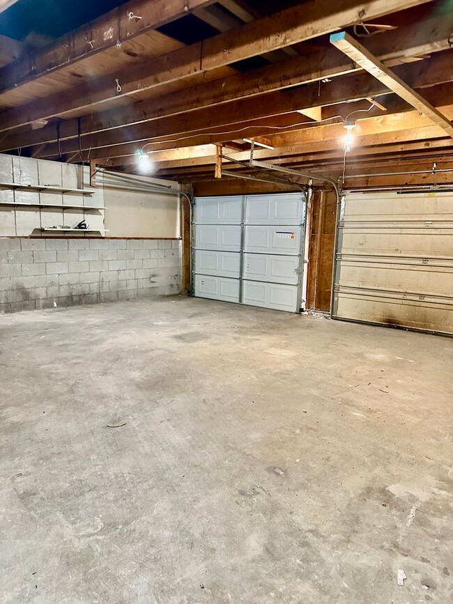 Building Photo - Charming Completely Remodeled Home!