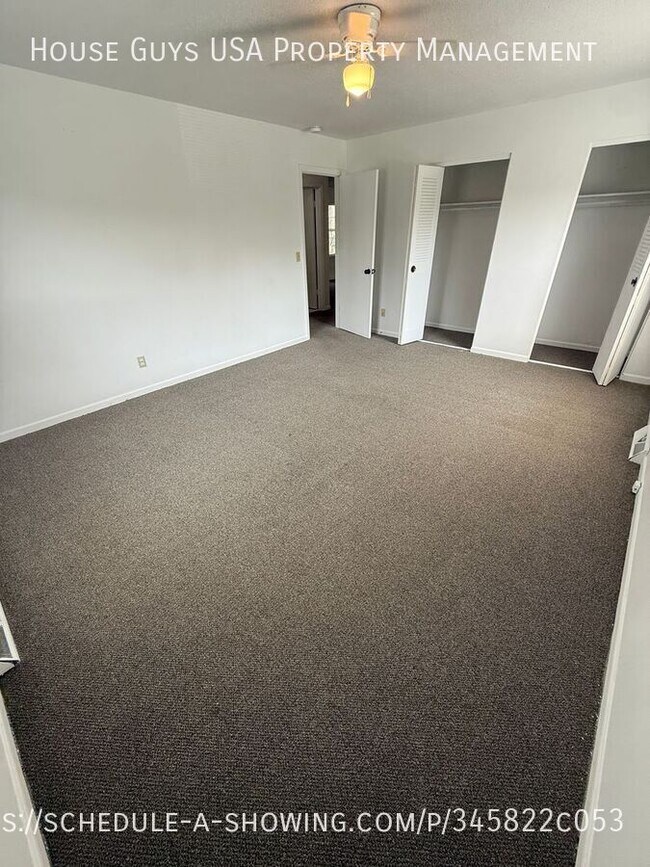 Building Photo - 8608 Countryshire Ln