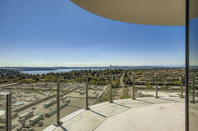 Building Photo - Avenue Estates Condominiums ~ Downtown Bel...