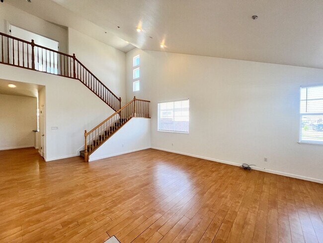 Building Photo - 509 Marla Dr