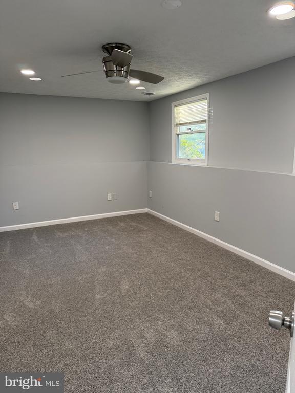 Building Photo - 6554 MacBeth Way