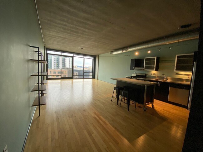 Building Photo - Elegant Pearl District Residence with Designer Kitchen, Floor-to-Ceiling Windows & Secured Parking
