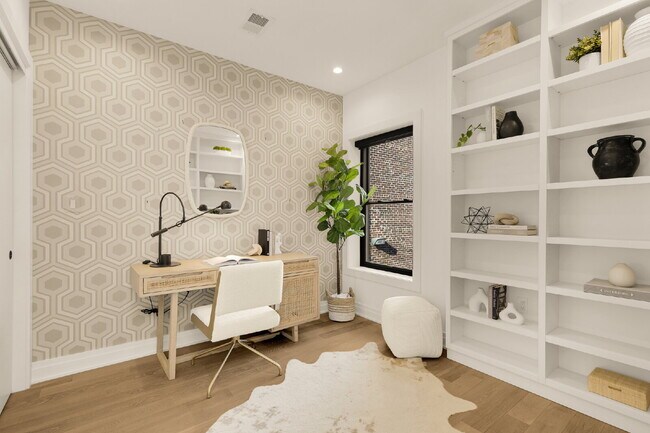 Building Photo - Modern Luxury in the Heart of Logan Circle