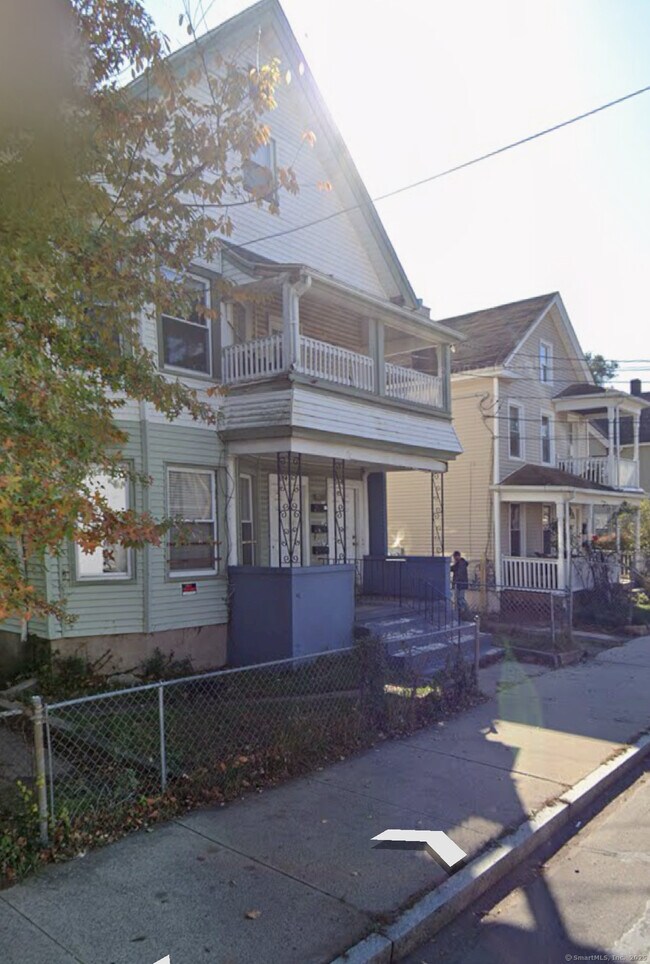 Primary Photo - 616 Washington Ave