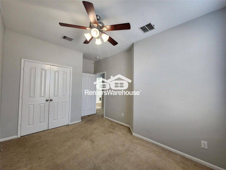 Building Photo - 9346 Valley Tree Ln