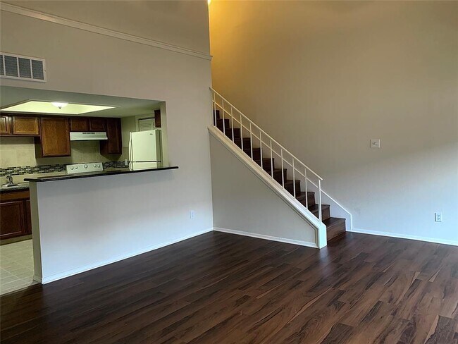 Building Photo - 14777 Wunderlich Dr