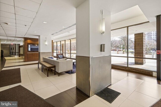 Building Photo - 6301 Stevenson Ave