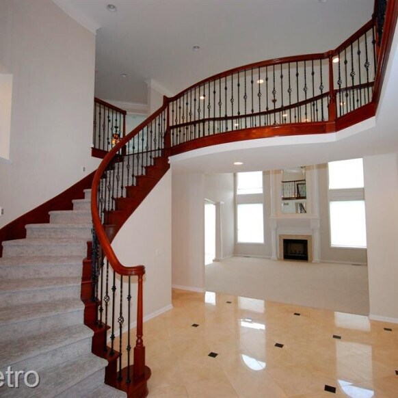 Building Photo - 5121 Parkgate Dr