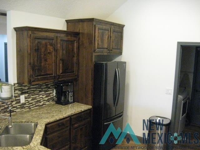 Building Photo - 2101 Northglen Dr