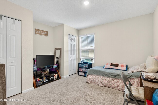 Building Photo - 12784 Veterans Ct