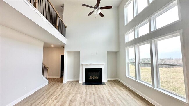 Building Photo - 3468 Jasmine Wy