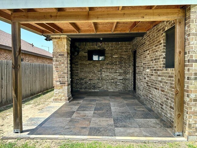 Building Photo - 20 Colorado Ave