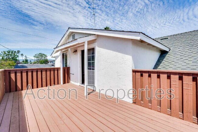 Building Photo - 3806 Century Dr