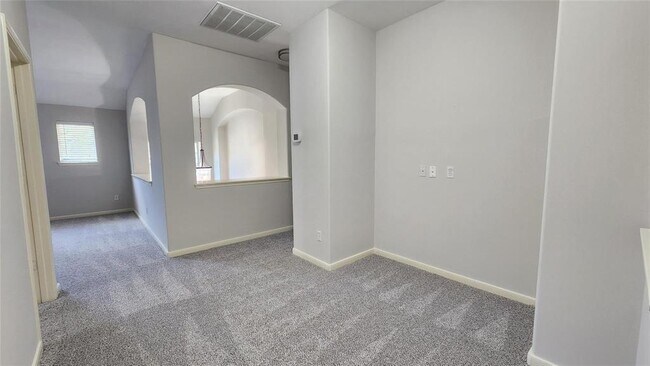 Building Photo - 24831 Red Bluff Tr