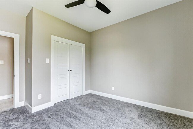 Building Photo - 5854 Southville St
