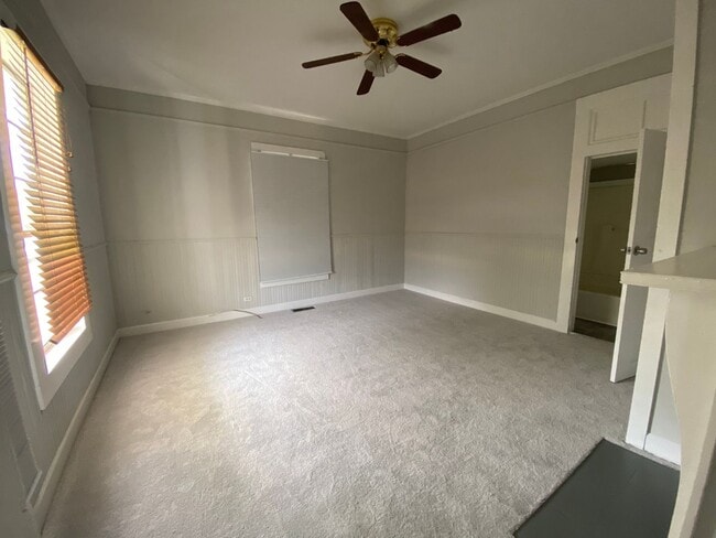 Building Photo - 1 Bedroom, 1 Bathroom- House in South Rome