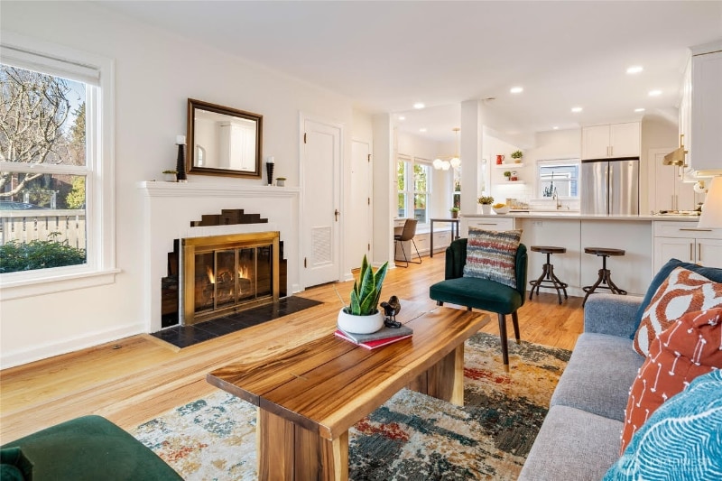 Building Photo - 9716 Dayton Ave N