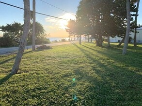 Building Photo - 13805 S Indian River Dr