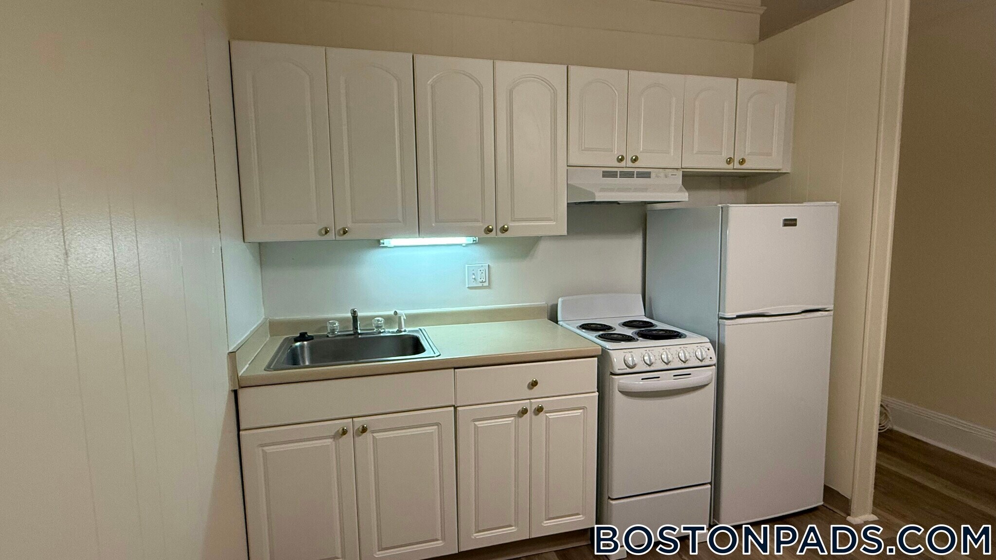 Building Photo - 62 Boylston St