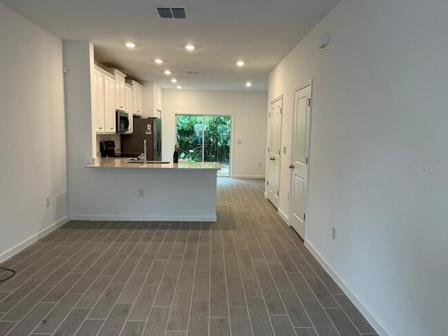 Building Photo - 3409 SW 34th Ave Cir