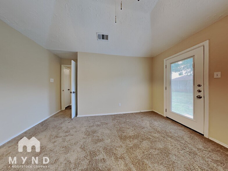 Building Photo - 5407 Cross Valley Dr