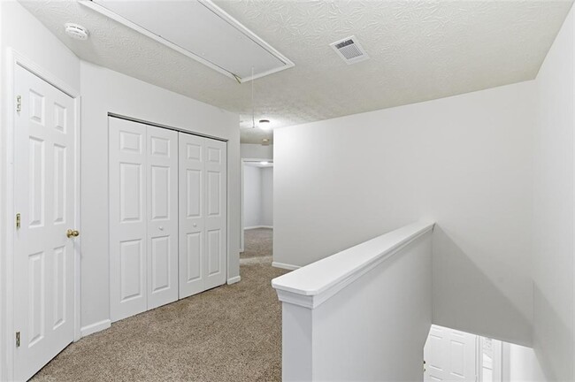 Building Photo - 43 Golden Pine Rd SW