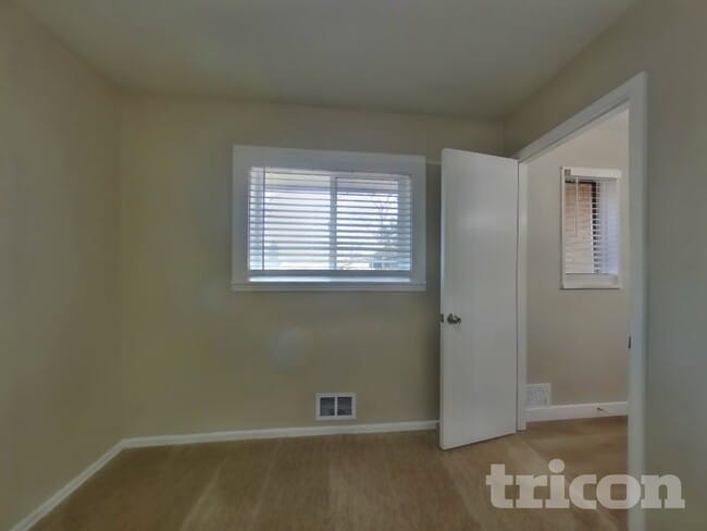 Building Photo - 1952 S Tennyson St