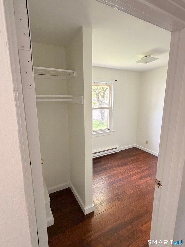 Building Photo - 48 Ridgeview Cir