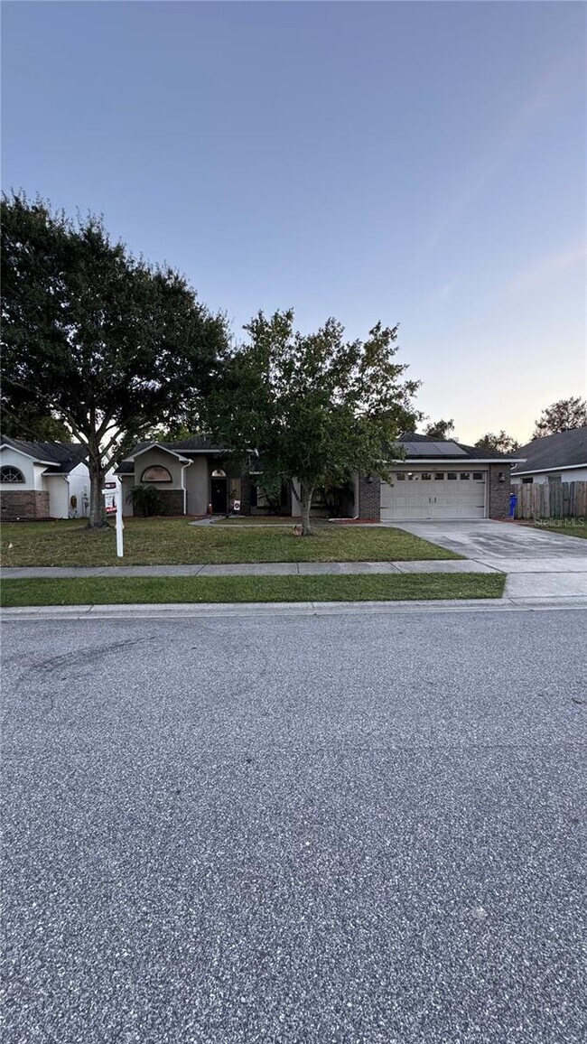 Building Photo - 3923 Blackberry Cir