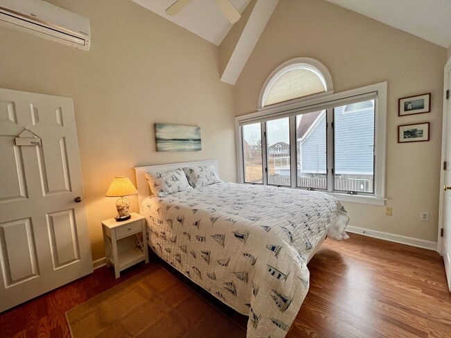 Building Photo - 23 Linden Ln