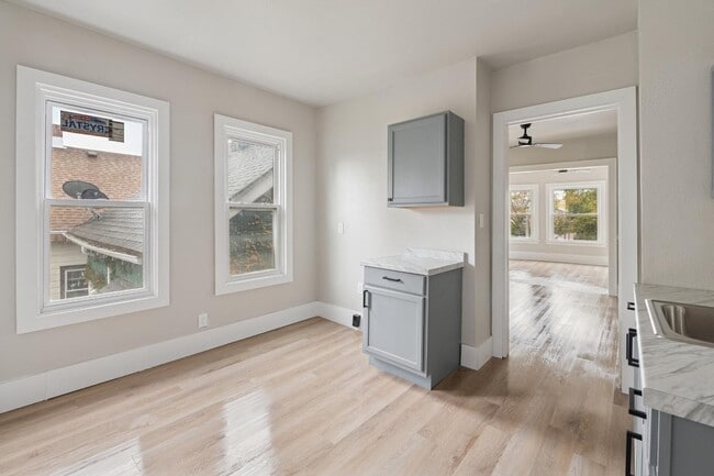 Building Photo - 3166 N 16th St