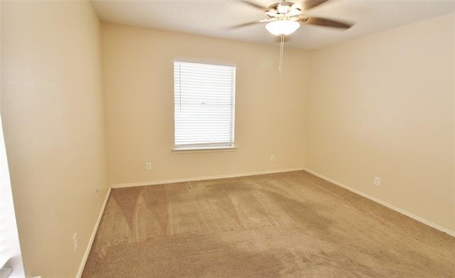 Building Photo - 900 Valley Ridge Dr