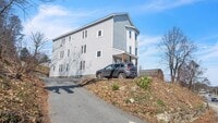Building Photo - 1442 Main St