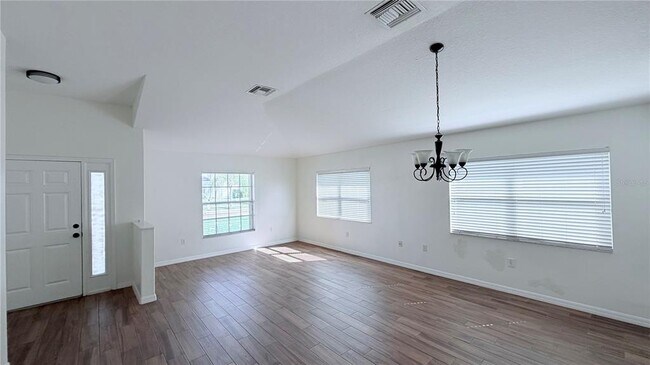 Building Photo - 31205 Bridgegate Dr