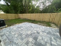 Building Photo - Welcome to this beautifully remodeled 2-bedroom duplex located in Alachua, conveniently situated ...