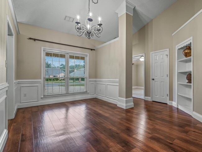 Building Photo - 163 Sugar Plum Dr