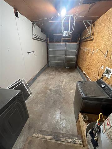 Building Photo - 1326 Clinton St