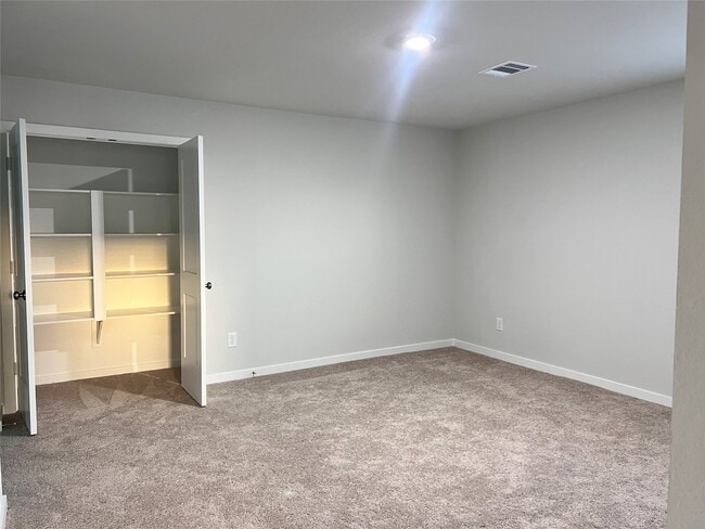 Building Photo - 211 Brazen Forest Trl