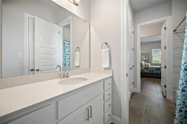 Building Photo - 165 Lunar Lp