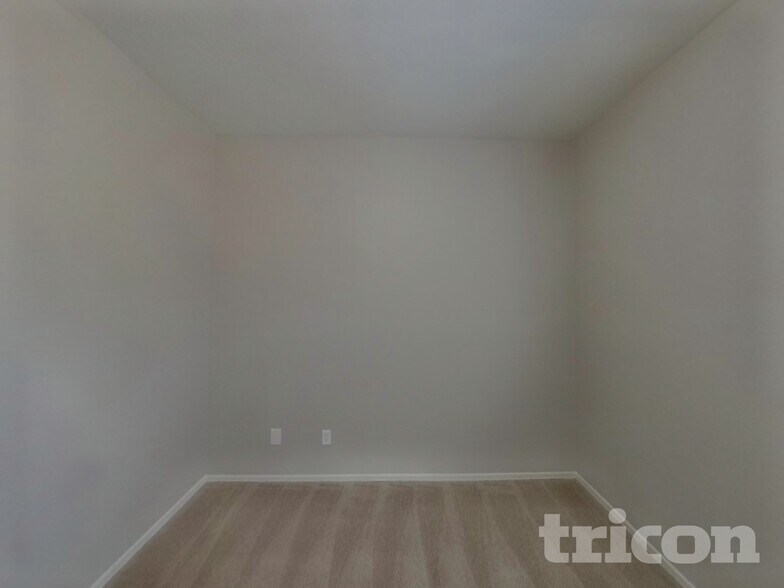 Building Photo - 40086 W Bonneau St