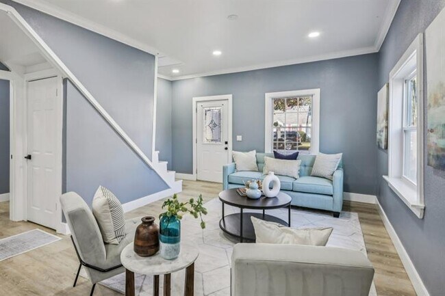 Building Photo - 1504 Hardin Ave