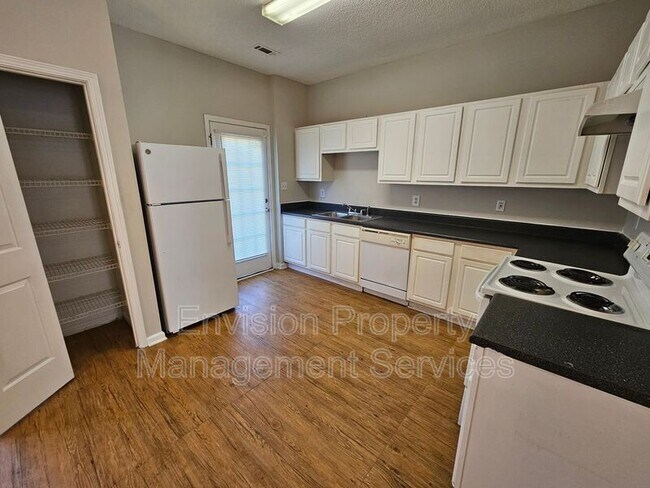 Building Photo - 3275 Oakley Pl