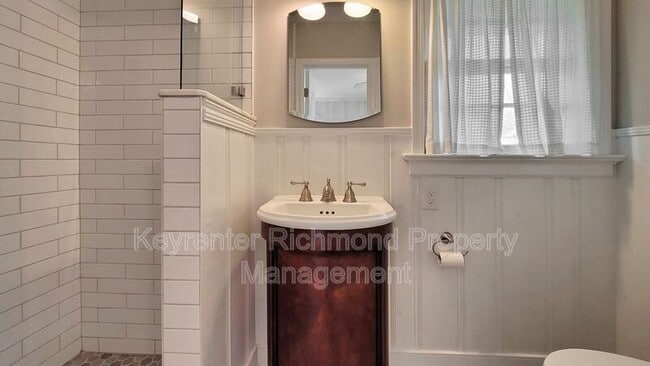 Building Photo - 5411 Windingbrook Rd